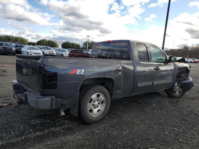 Photo 2 VIN: 1GCRKSE36BZ211492 - CHEVROLET SILVERADO 