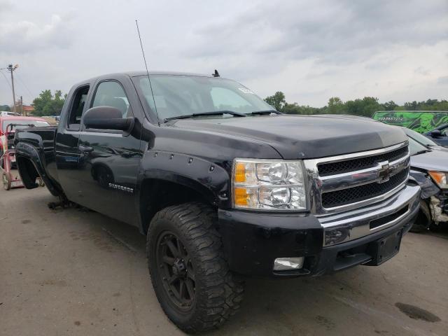 Photo 0 VIN: 1GCRKSE36BZ223951 - CHEVROLET SILVERADO 