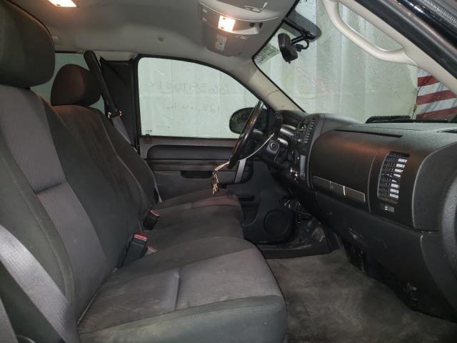 Photo 4 VIN: 1GCRKSE36BZ248610 - CHEVROLET SILVERADO 