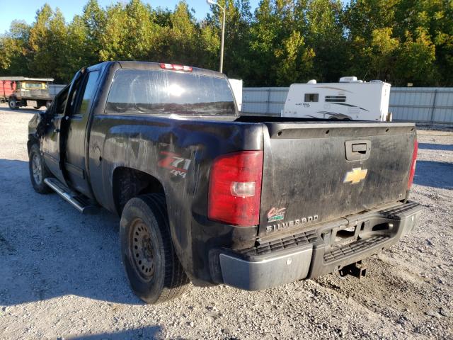 Photo 2 VIN: 1GCRKSE36BZ285169 - CHEVROLET SILVERADO 