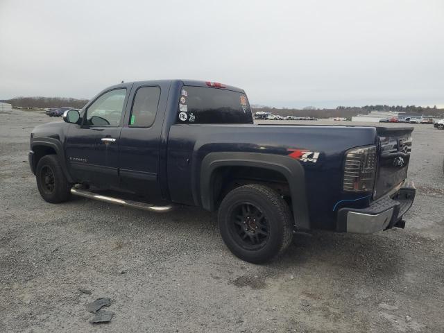 Photo 1 VIN: 1GCRKSE36BZ289061 - CHEVROLET SILVERADO 