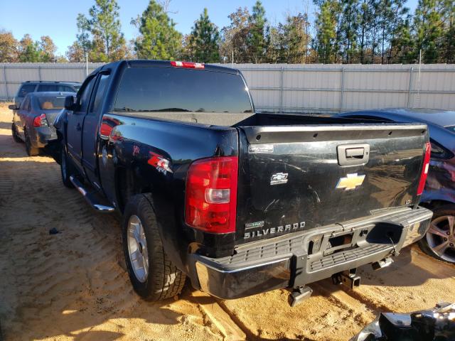 Photo 2 VIN: 1GCRKSE36BZ307994 - CHEVROLET SILVERADO 