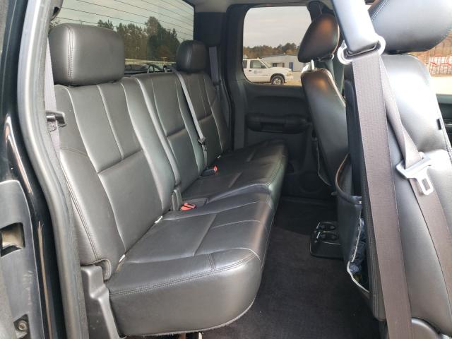 Photo 5 VIN: 1GCRKSE36BZ307994 - CHEVROLET SILVERADO 