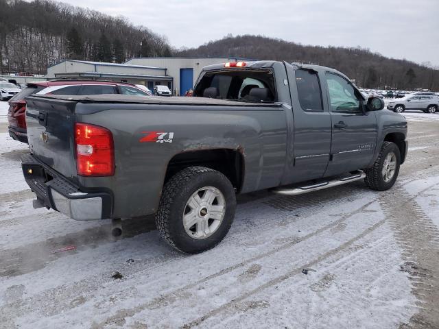 Photo 2 VIN: 1GCRKSE36BZ308756 - CHEVROLET SILVERADO 