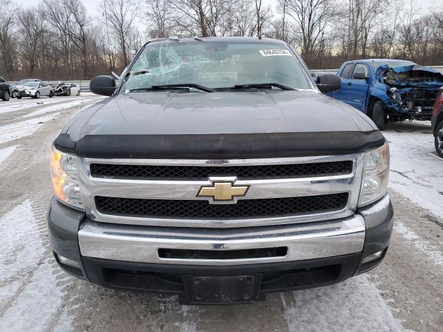 Photo 4 VIN: 1GCRKSE36BZ308756 - CHEVROLET SILVERADO 