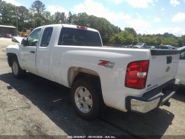 Photo 2 VIN: 1GCRKSE36BZ345371 - CHEVROLET SILVERADO 1500 