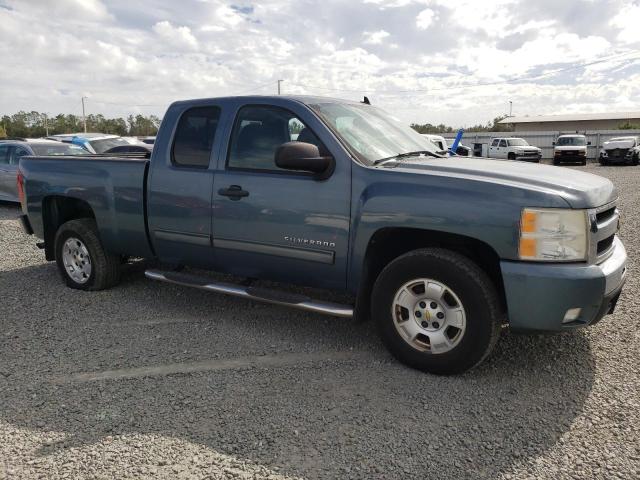 Photo 3 VIN: 1GCRKSE36BZ385854 - CHEVROLET SILVERADO 