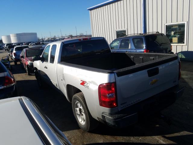 Photo 2 VIN: 1GCRKSE36BZ416634 - CHEVROLET SILVERADO 