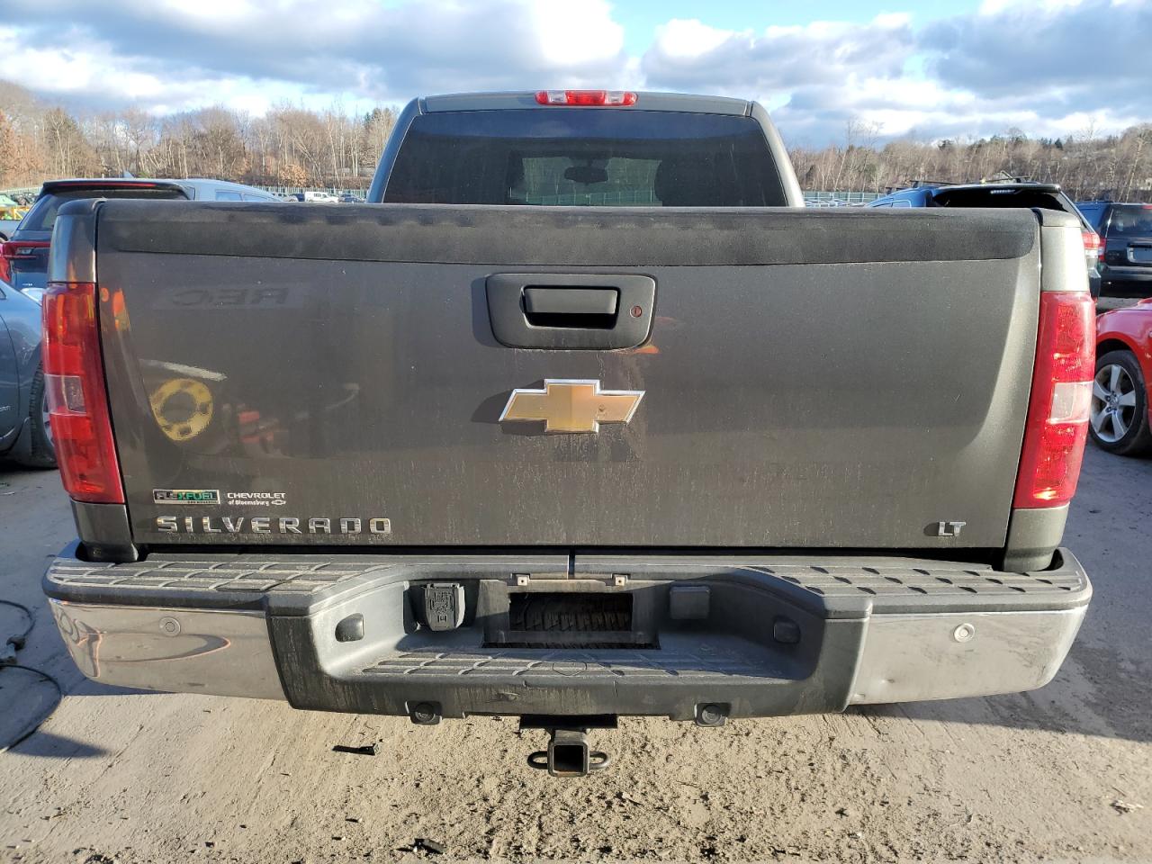 Photo 5 VIN: 1GCRKSE36BZ417413 - CHEVROLET SILVERADO 