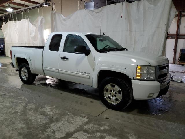 Photo 3 VIN: 1GCRKSE36BZ434034 - CHEVROLET SILVERADO 