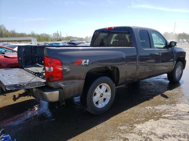 Photo 2 VIN: 1GCRKSE37BZ145132 - CHEVROLET SILVERADO 