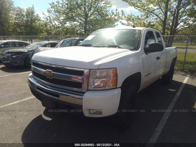 Photo 1 VIN: 1GCRKSE37BZ158138 - CHEVROLET SILVERADO 1500 