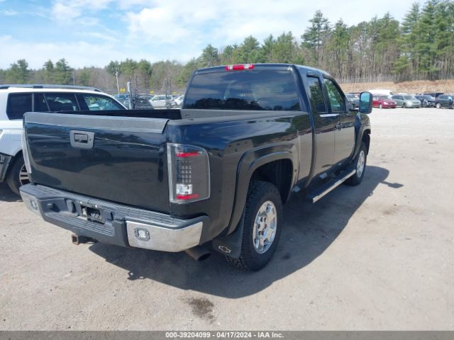 Photo 3 VIN: 1GCRKSE37BZ270647 - CHEVROLET SILVERADO 1500 