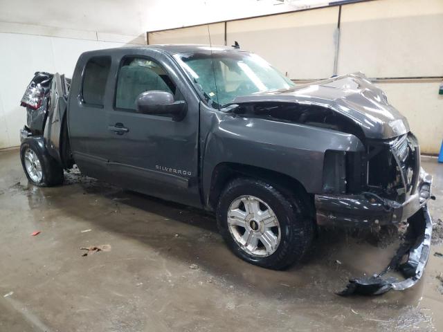 Photo 3 VIN: 1GCRKSE37BZ281695 - CHEVROLET SILVERADO 