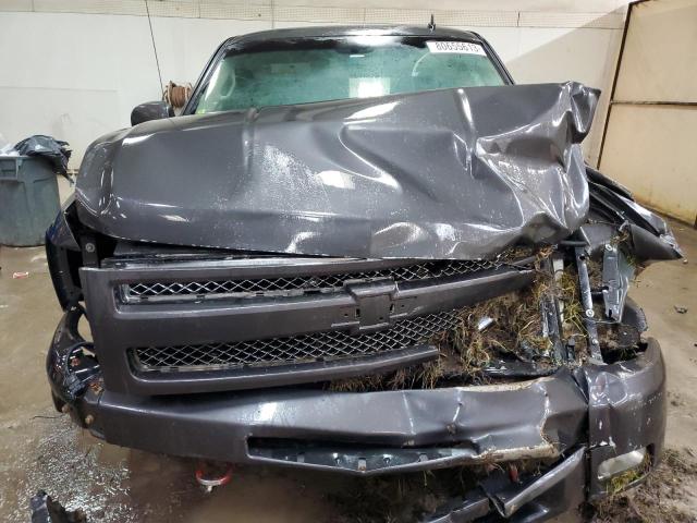 Photo 4 VIN: 1GCRKSE37BZ281695 - CHEVROLET SILVERADO 