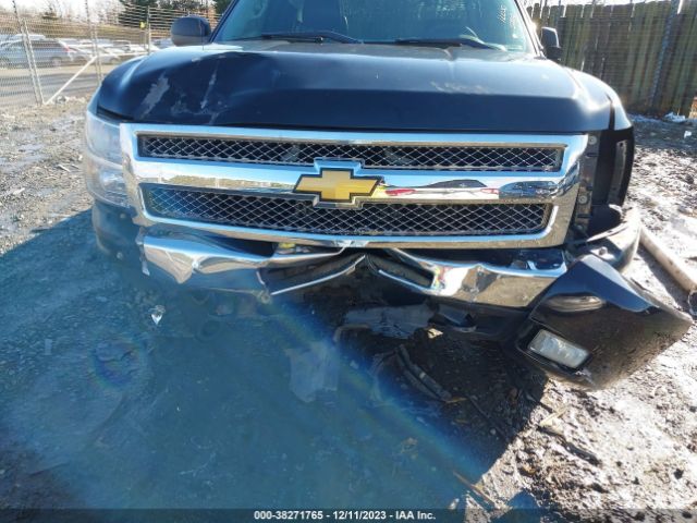 Photo 5 VIN: 1GCRKSE37BZ380095 - CHEVROLET SILVERADO 1500 