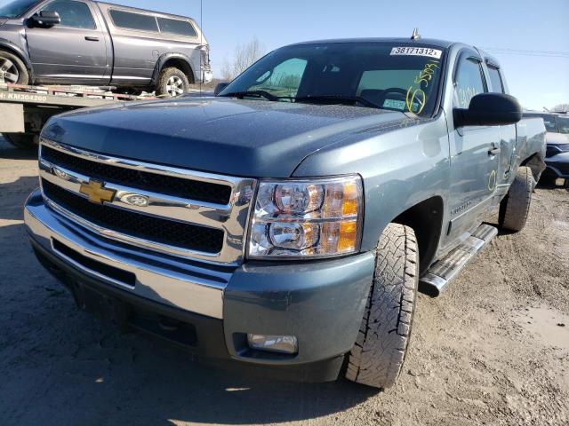 Photo 1 VIN: 1GCRKSE37BZ448797 - CHEVROLET SILVRDO LT 