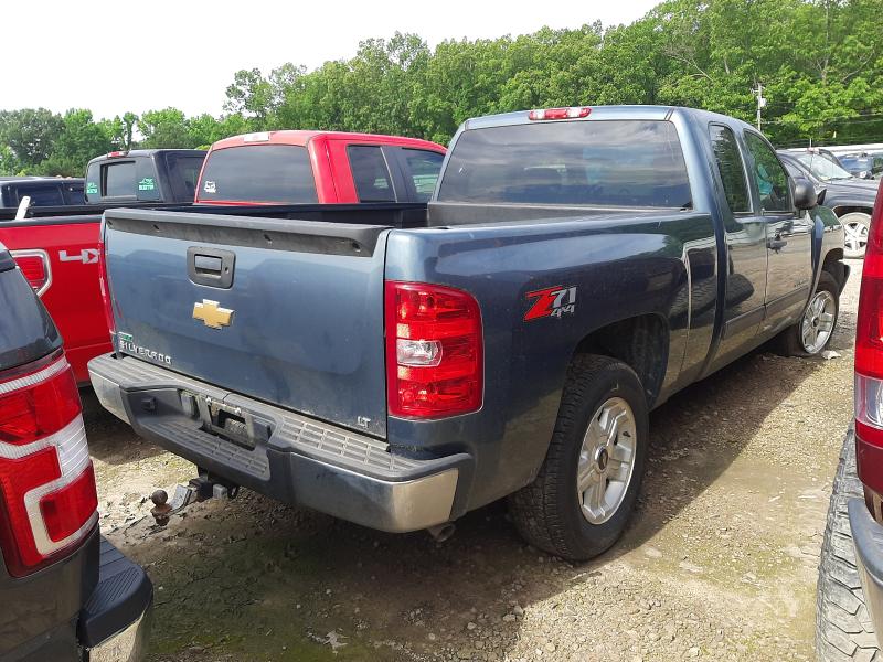 Photo 3 VIN: 1GCRKSE37BZ462814 - CHEVROLET SILVERADO 