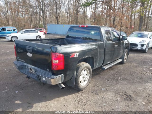 Photo 3 VIN: 1GCRKSE38BZ104847 - CHEVROLET SILVERADO 1500 