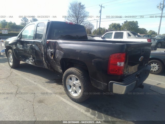 Photo 2 VIN: 1GCRKSE38BZ250732 - CHEVROLET SILVERADO 1500 