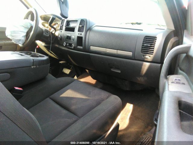 Photo 4 VIN: 1GCRKSE38BZ261620 - CHEVROLET SILVERADO 1500 