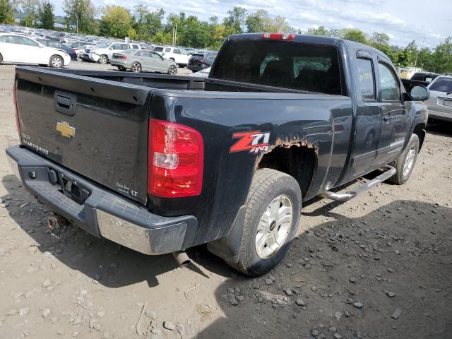 Photo 2 VIN: 1GCRKSE38BZ305843 - CHEVROLET SILVERADO 