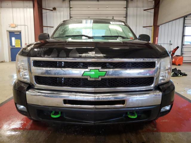 Photo 4 VIN: 1GCRKSE38BZ329429 - CHEVROLET SILVERADO 