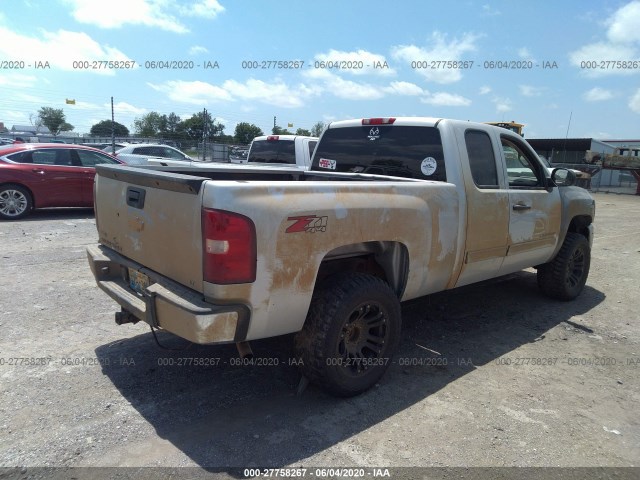 Photo 3 VIN: 1GCRKSE39BZ271167 - CHEVROLET SILVERADO 1500 