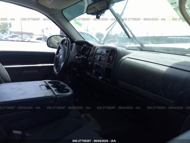 Photo 4 VIN: 1GCRKSE39BZ271167 - CHEVROLET SILVERADO 1500 