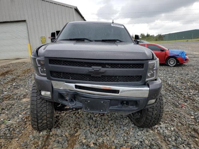 Photo 4 VIN: 1GCRKSE39BZ312414 - CHEVROLET SILVERADO 