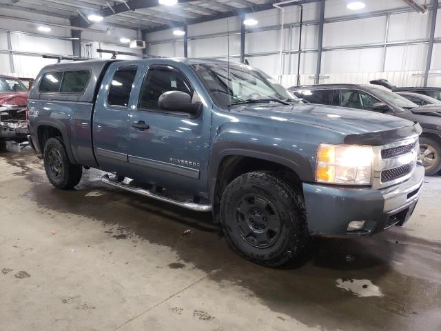 Photo 3 VIN: 1GCRKSE39BZ322585 - CHEVROLET SILVERADO 