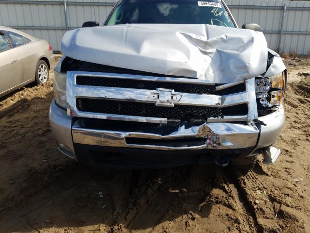 Photo 8 VIN: 1GCRKSE39BZ357417 - CHEVROLET SILVERADO 