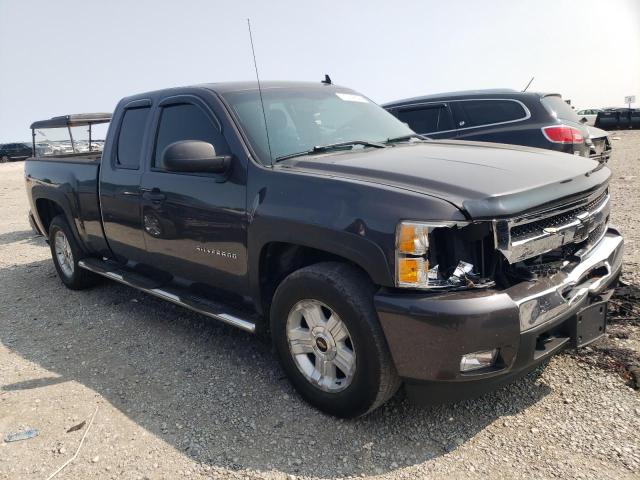 Photo 3 VIN: 1GCRKSE39BZ362195 - CHEVROLET SILVERADO 