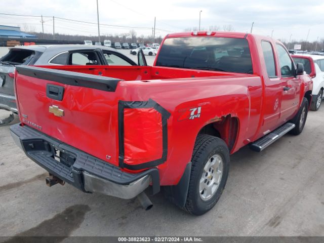 Photo 3 VIN: 1GCRKSE39BZ367817 - CHEVROLET SILVERADO 1500 