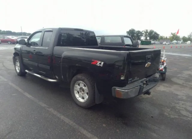 Photo 2 VIN: 1GCRKSE39BZ414392 - CHEVROLET SILVERADO 1500 