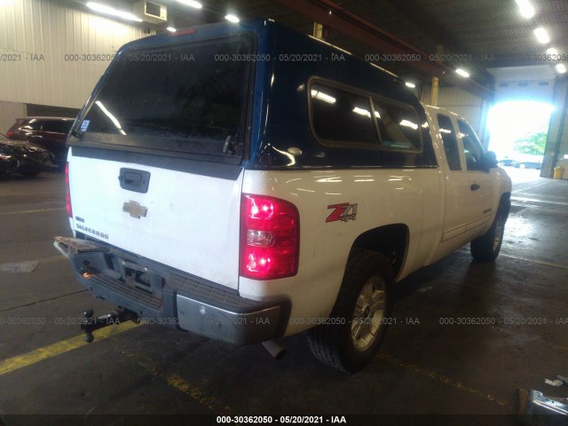 Photo 3 VIN: 1GCRKSE39BZ457971 - CHEVROLET SILVERADO 1500 