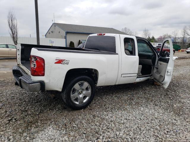 Photo 2 VIN: 1GCRKSE3XBZ103893 - CHEVROLET SILVERADO 