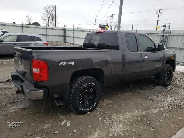 Photo 2 VIN: 1GCRKSE3XBZ183440 - CHEVROLET SILVERADO 