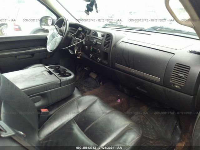 Photo 4 VIN: 1GCRKSE3XBZ247959 - CHEVROLET SILVERADO 1500 