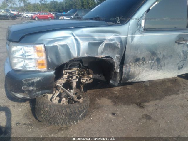 Photo 5 VIN: 1GCRKSE3XBZ316245 - CHEVROLET SILVERADO 1500 