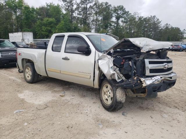 Photo 3 VIN: 1GCRKSE3XBZ374579 - CHEVROLET SILVERADO 