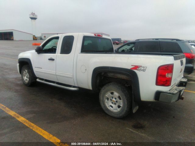 Photo 2 VIN: 1GCRKSE3XBZ415681 - CHEVROLET SILVERADO 1500 