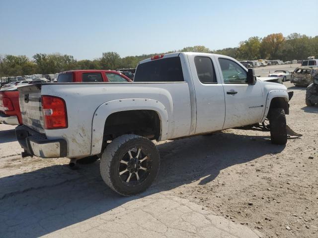 Photo 2 VIN: 1GCRKSE70CZ355415 - CHEVROLET SILVERADO 