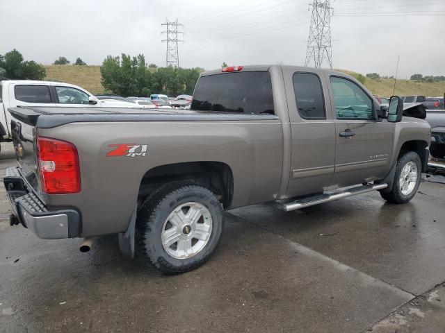 Photo 2 VIN: 1GCRKSE70DZ109577 - CHEVROLET SILVERADO 