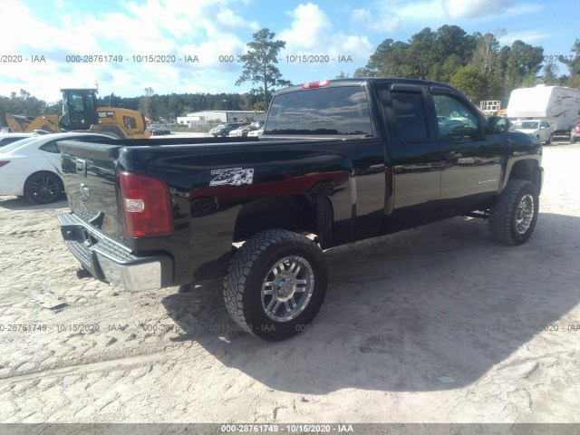 Photo 3 VIN: 1GCRKSE70DZ149917 - CHEVROLET SILVERADO 1500 