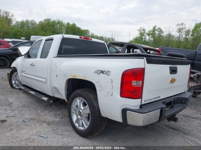 Photo 2 VIN: 1GCRKSE70DZ187664 - CHEVROLET SILVERADO 1500 