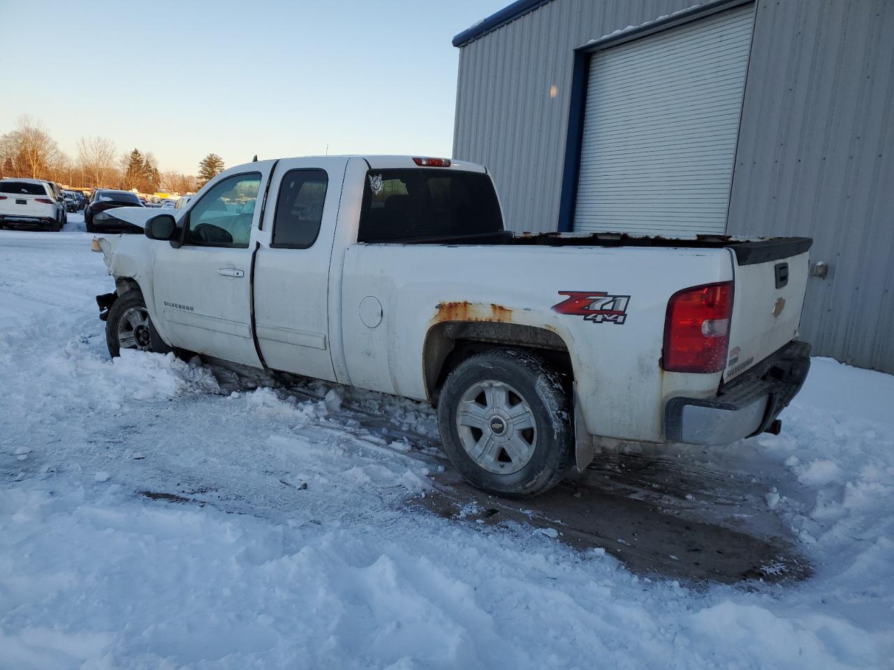 Photo 1 VIN: 1GCRKSE71CZ132199 - CHEVROLET SILVERADO 