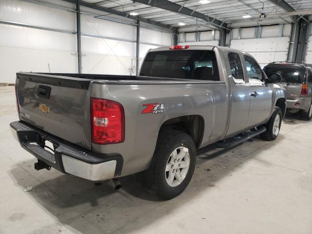 Photo 3 VIN: 1GCRKSE71CZ174453 - CHEVROLET SILVERADO 