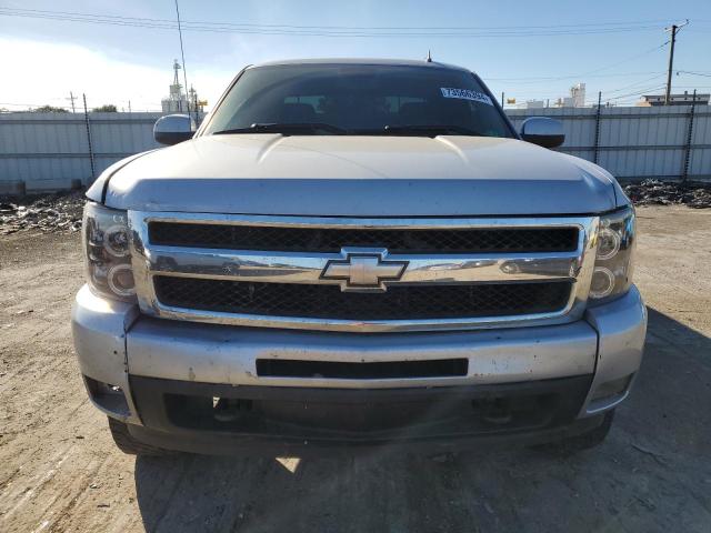 Photo 4 VIN: 1GCRKSE71CZ345444 - CHEVROLET SILVERADO 