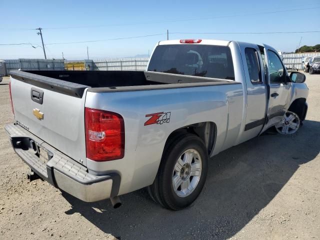 Photo 2 VIN: 1GCRKSE71CZ353771 - CHEVROLET SILVERADO 